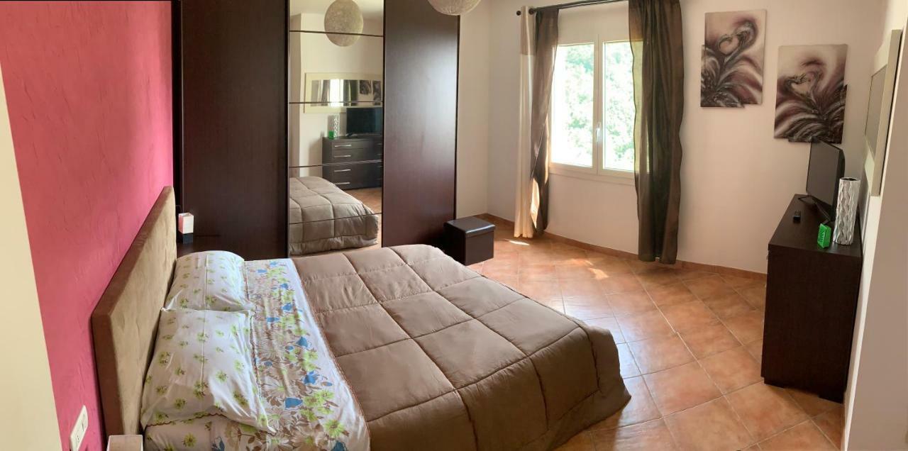 La Porta Del Sole Appartement Seborga Buitenkant foto